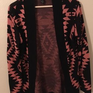 EUC Light Sweater - Aztec Print